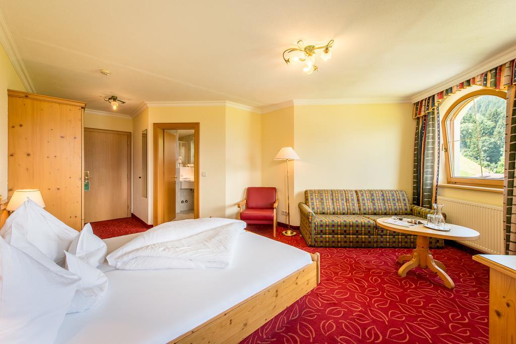Hotel Jaegerhof Kolsassberg Екстер'єр фото